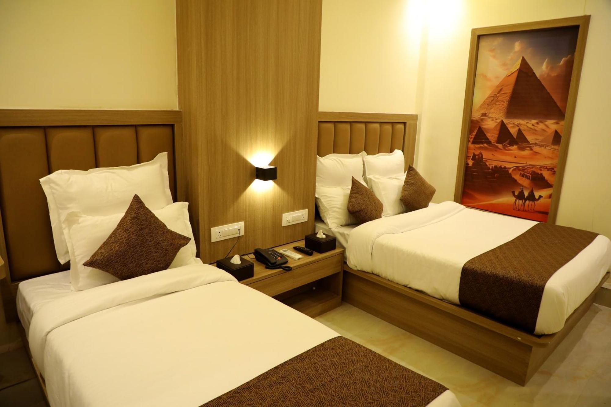 מומביי Hotel Bellamont מראה חיצוני תמונה