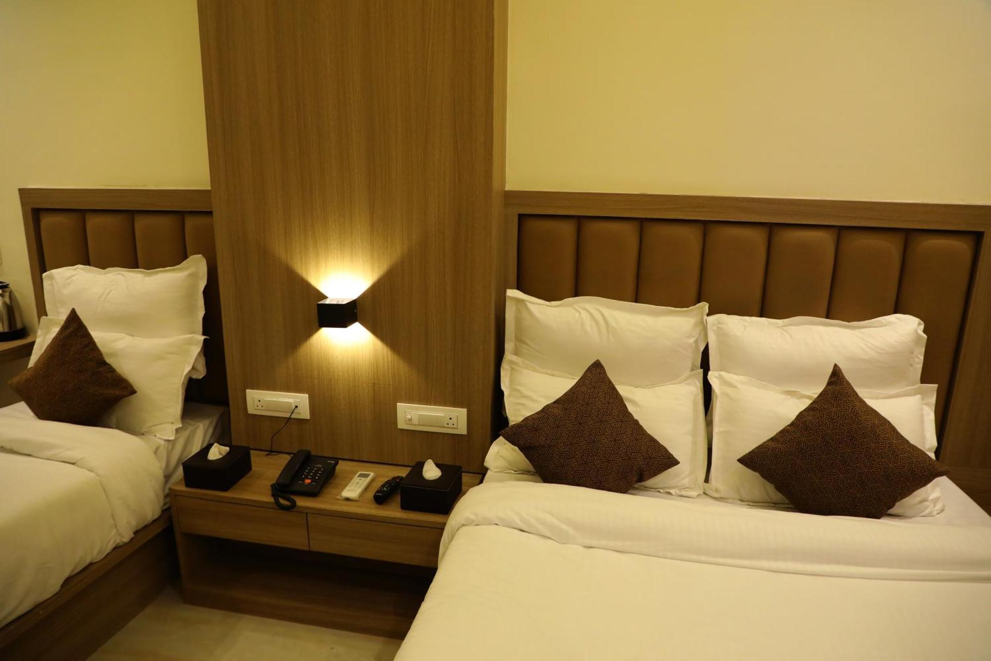 מומביי Hotel Bellamont מראה חיצוני תמונה