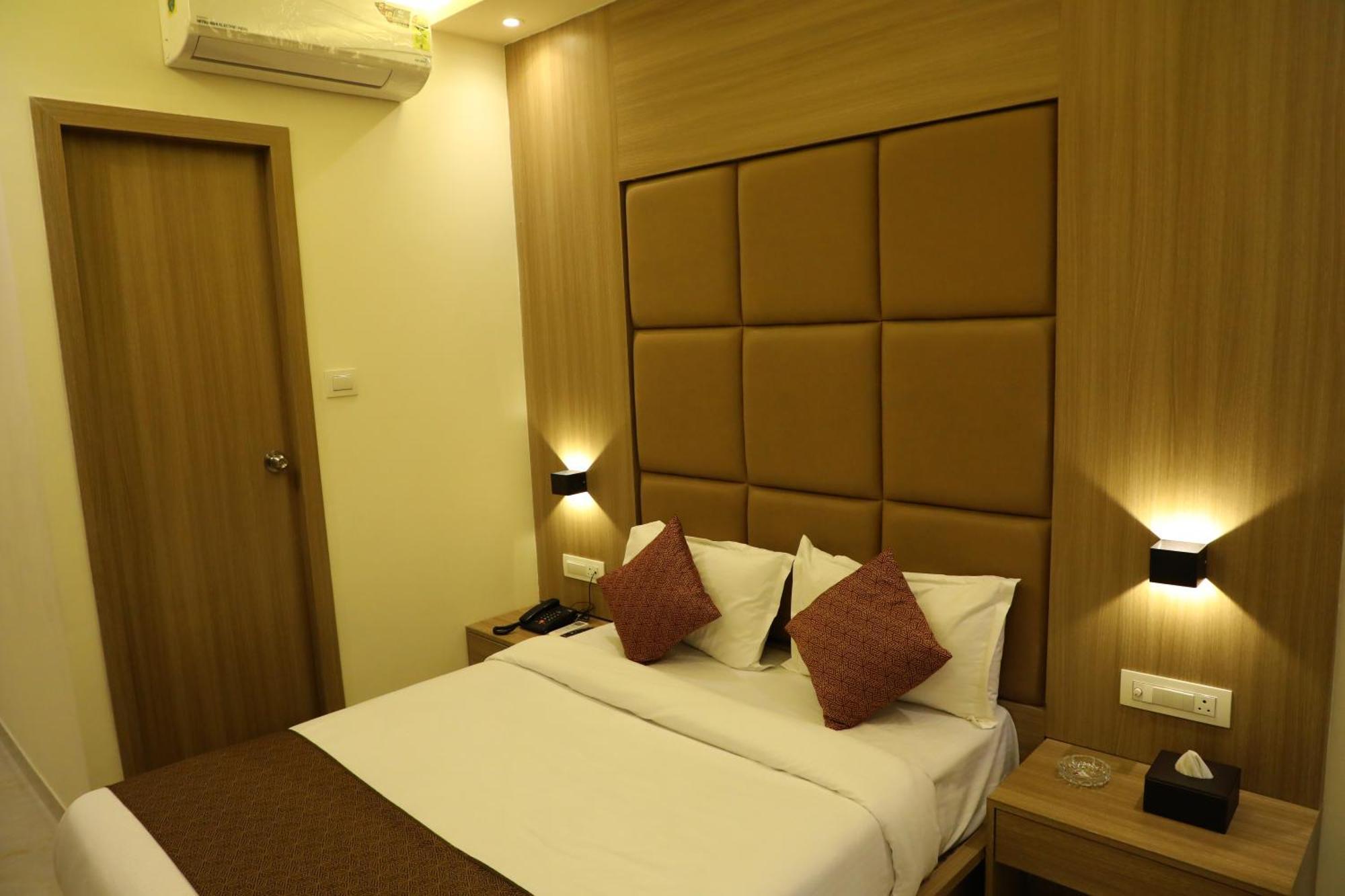 מומביי Hotel Bellamont מראה חיצוני תמונה
